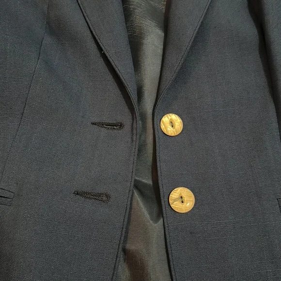 Vintage suit with skirt - Picture 2 of 8